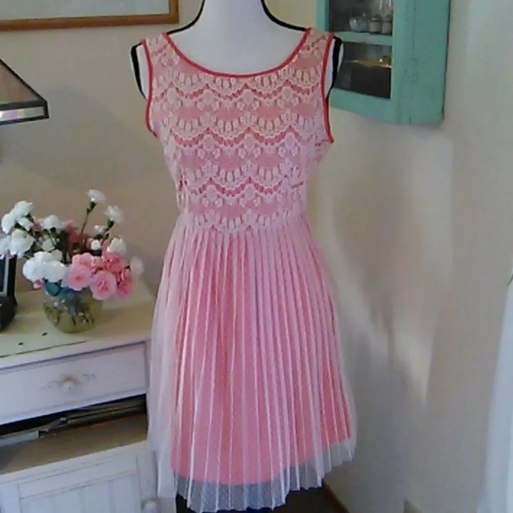 Flying Tomato Lace Dress